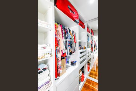 Apartamento à venda com 79m², 2 quartos e sem vagaCloset Suíte