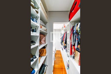 Apartamento à venda com 79m², 2 quartos e sem vagaCloset Suíte