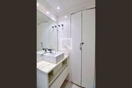 Apartamento à venda com 72m², 3 quartos e 1 vagaBanheiro da Suíte