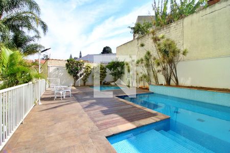 Apartamento à venda com 72m², 3 quartos e 1 vagaÁrea comum - Piscina