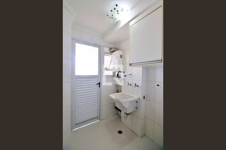 Apartamento à venda com 72m², 3 quartos e 1 vagaÁrea de Serviço