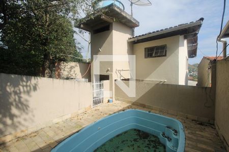 Apartamento para alugar com 100m², 2 quartos e sem vagaPiscina