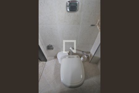 Apartamento para alugar com 100m², 2 quartos e sem vagaBanheiro da Suíte 1