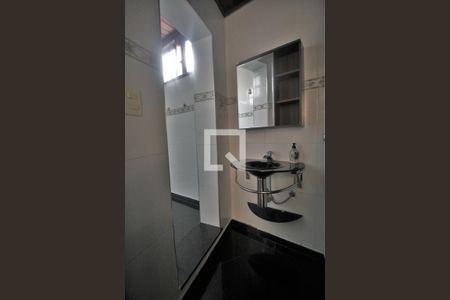 Apartamento para alugar com 100m², 2 quartos e sem vagaBanheiro