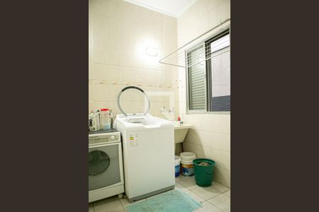 Casa à venda com 500m², 3 quartos e 4 vagas Casa à venda com 500m², 3 quartos e 4 vagasLavanderia