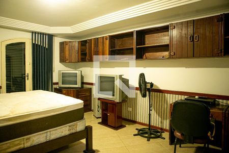 Casa à venda com 500m², 3 quartos e 4 vagas Casa à venda com 500m², 3 quartos e 4 vagasSuíte 3