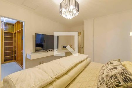 Casa à venda com 250m², 4 quartos e 2 vagasSuíte 1