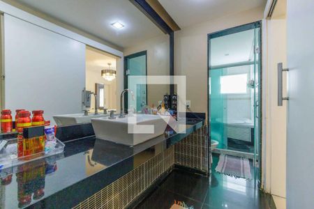 Casa à venda com 250m², 4 quartos e 2 vagasBanheiro da Suíte 1