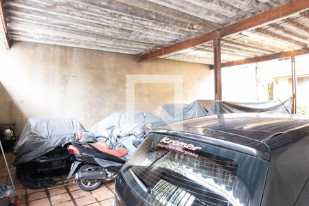 Garagem de casa à venda com 3 quartos, 500m² em Vila Moraes, São Paulo