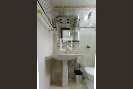 Apartamento para alugar com 100m², 4 quartos e sem vagaBanheiro da Suíte 2