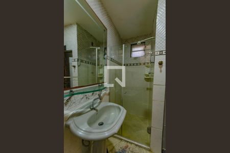 Apartamento para alugar com 100m², 4 quartos e sem vagaBanheiro Corredor
