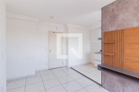 Sala de apartamento para alugar com 2 quartos, 45m² em Vila da Oportunidade, Carapicuíba