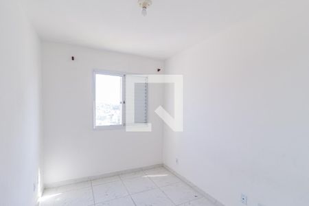Quarto 2 de apartamento para alugar com 2 quartos, 45m² em Vila da Oportunidade, Carapicuíba