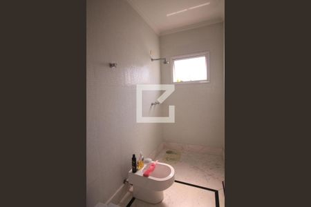 Casa à venda com 480m², 6 quartos e 5 vagasBanheiro da Suíte 4