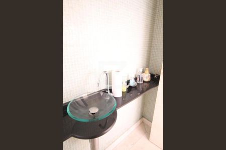 Casa à venda com 480m², 6 quartos e 5 vagasBanheiro