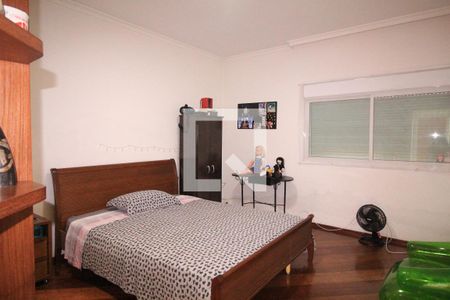 Casa à venda com 480m², 6 quartos e 5 vagasQuarto 2