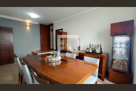 Apartamento à venda com 4 quartos, 240m² em Gutierrez, Belo Horizonte