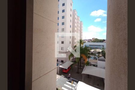 Vista de apartamento à venda com 2 quartos, 60m² em Pompéia, Belo Horizonte