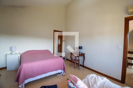 Casa de condomínio à venda com 389m², 3 quartos e 3 vagasSuíte 1