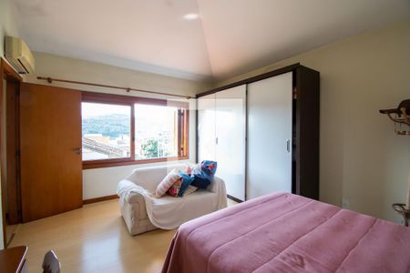 Casa de condomínio à venda com 389m², 3 quartos e 3 vagasSuíte 1