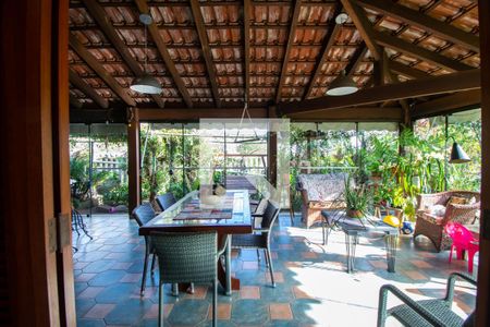 Varanda da Sala de casa de condomínio à venda com 3 quartos, 389m² em Vila Nova, Porto Alegre