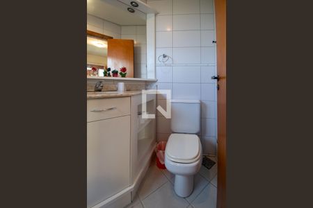 Casa de condomínio à venda com 389m², 3 quartos e 3 vagasBanheiro da Suíte 2