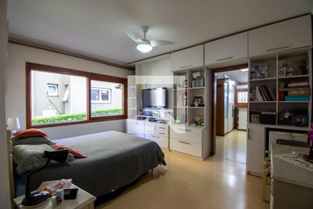 Casa de condomínio à venda com 389m², 3 quartos e 3 vagasSuíte 3