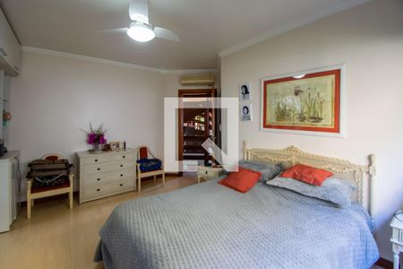 Casa de condomínio à venda com 389m², 3 quartos e 3 vagasSuíte 3