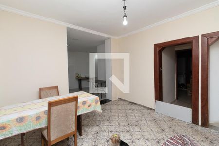 Sala 2 de casa à venda com 5 quartos, 208m² em Planalto, Belo Horizonte