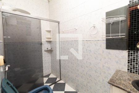 Casa à venda com 208m², 5 quartos e 2 vagasBanheiro da Suíte