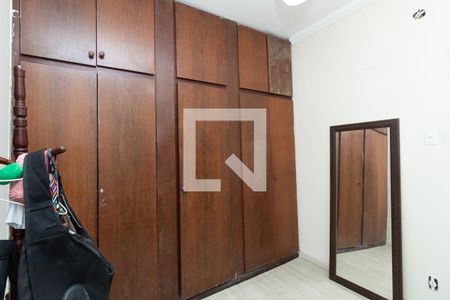 Casa à venda com 208m², 5 quartos e 2 vagasQuarto 2