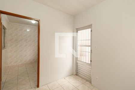 Sala de casa para alugar com 2 quartos, 47m² em Chácara Santo Antônio , São Paulo