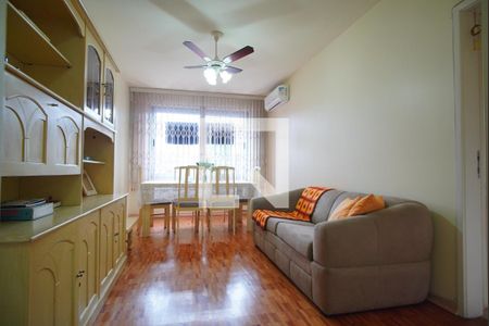 Sala de apartamento à venda com 3 quartos, 87m² em Rio Branco, Porto Alegre