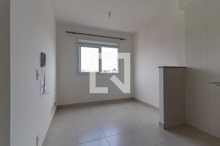 Sala/Cozinha de apartamento para alugar com 2 quartos, 40m² em Itaquera, São Paulo