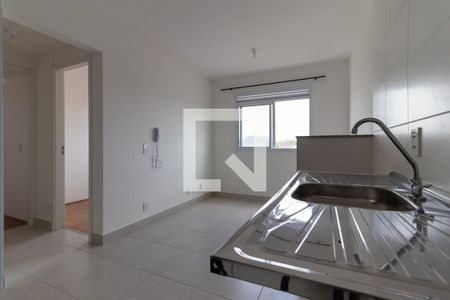 Sala/Cozinha de apartamento para alugar com 2 quartos, 40m² em Itaquera, São Paulo