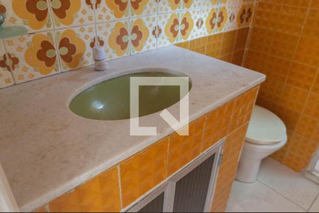 Apartamento para alugar com 70m², 3 quartos e sem vaga Apartamento para alugar com 70m², 3 quartos e sem vagaBanheiro Social