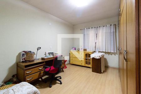 Casa à venda com 225m², 5 quartos e 3 vagas Casa à venda com 225m², 5 quartos e 3 vagasQuarto 3