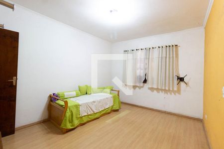 Casa à venda com 225m², 5 quartos e 3 vagas Casa à venda com 225m², 5 quartos e 3 vagasQuarto 2