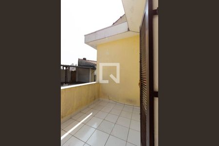 Casa à venda com 225m², 5 quartos e 3 vagas Casa à venda com 225m², 5 quartos e 3 vagasVaranda Quarto 1