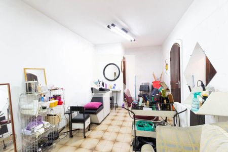 Casa à venda com 225m², 5 quartos e 3 vagas Casa à venda com 225m², 5 quartos e 3 vagasSuíte edícula