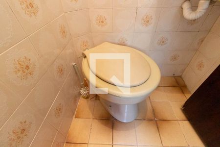 Casa à venda com 225m², 5 quartos e 3 vagas Casa à venda com 225m², 5 quartos e 3 vagasSuíte edícula