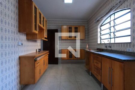 Casa à venda com 146m², 3 quartos e 2 vagasCozinha