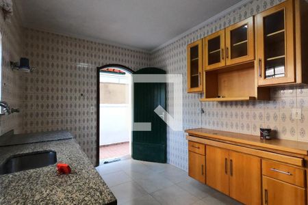 Casa à venda com 146m², 3 quartos e 2 vagasCozinha