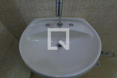 Casa à venda com 146m², 3 quartos e 2 vagasBanheiro