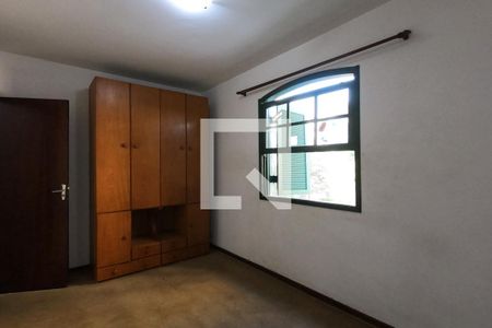Casa à venda com 146m², 3 quartos e 2 vagasQuarto 2