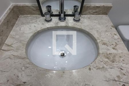 Apartamento à venda com 91m², 2 quartos e 2 vagasBanheiro da Suíte 1