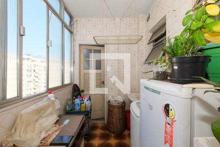 Apartamento à venda com 94m², 2 quartos e 1 vagaÁrea de Serviço