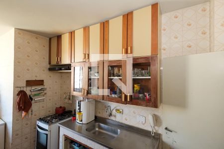 Apartamento à venda com 94m², 2 quartos e 1 vagaCozinha - Armários