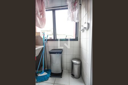 Apartamento à venda com 67m², 3 quartos e 1 vagaÁrea de serviço