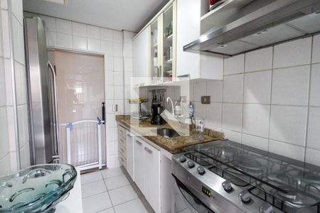 Apartamento à venda com 67m², 3 quartos e 1 vagaCozinha